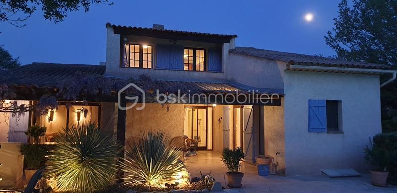 Villa - 141 m² - 5 pièces