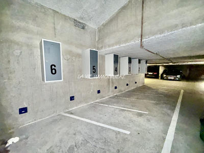 Parking / Garage - 23 m²