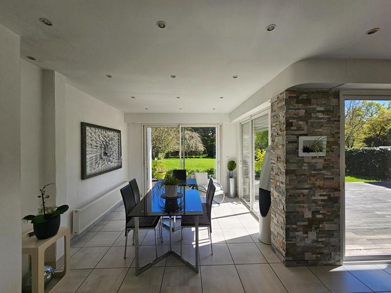 Maison - 185 m² - 6 pièces