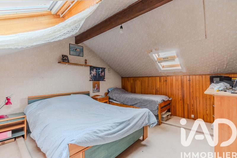 Maison - 99 m² - 5 pièces