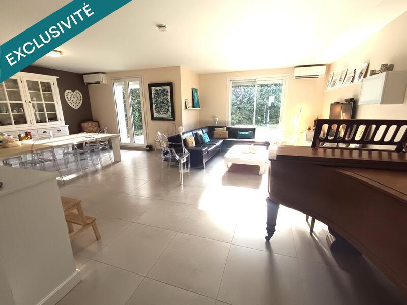 Maison - 231 m² - 8 pièces