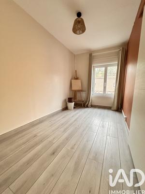 Maison - 94 m² - 5 pièces