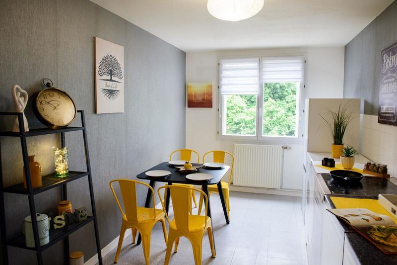 Appartement ancien - 86 m² - 4 pièces