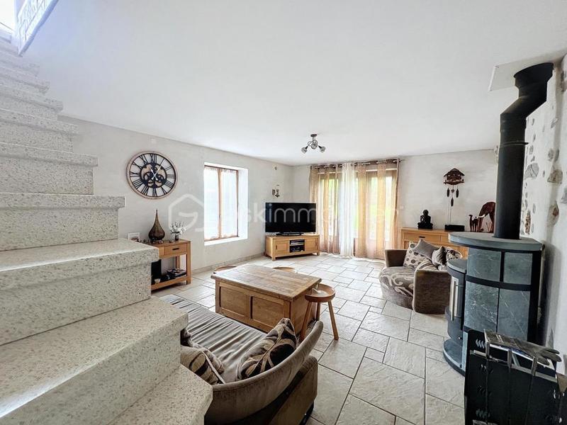 Maison en pierre - 160 m² - 6 pièces