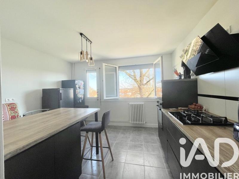 Appartement - 77 m² - 3 pièces