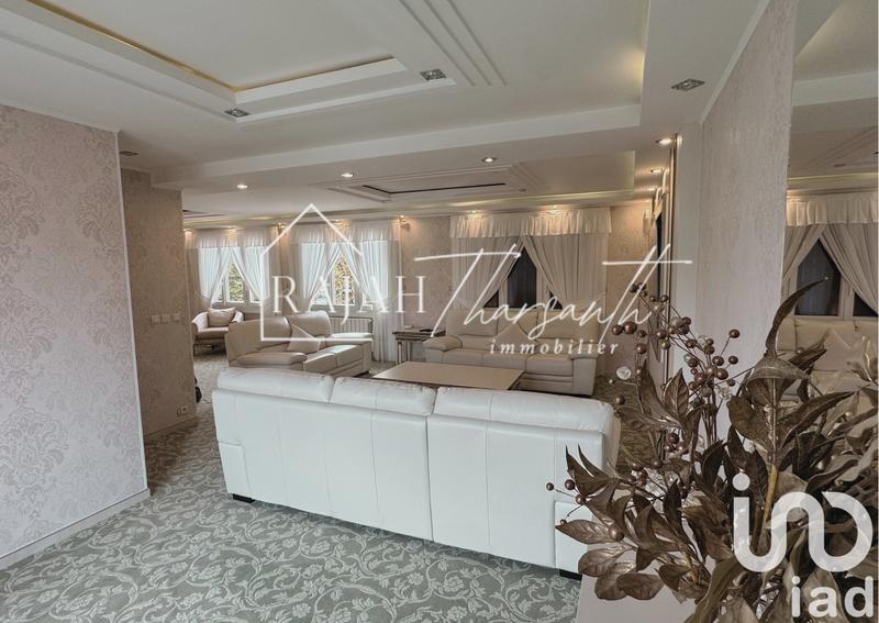 Maison - 160 m² - 5 pièces