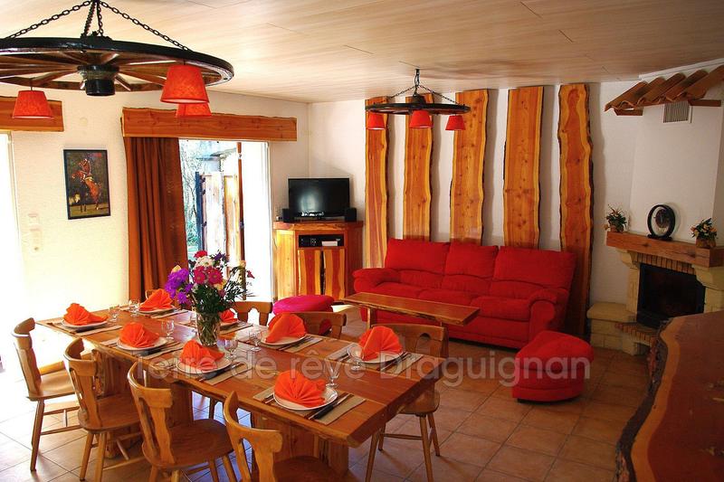 Propriété - 288 m² - 14 pièces