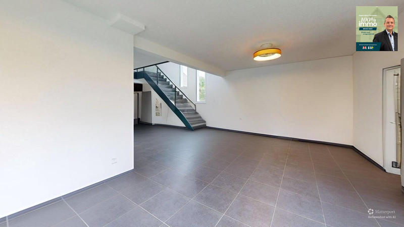 Maison - 250 m² - 7 pièces