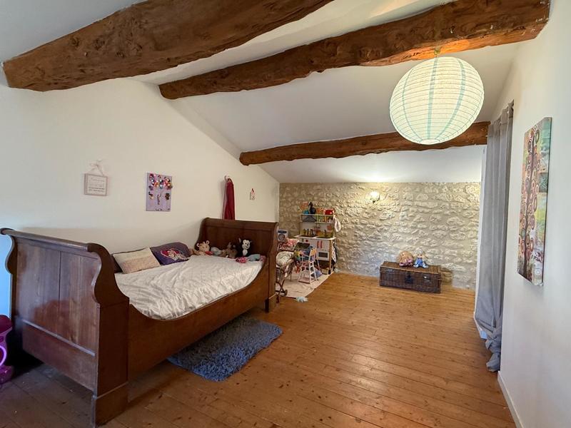 Maison - 265 m² - 7 pièces