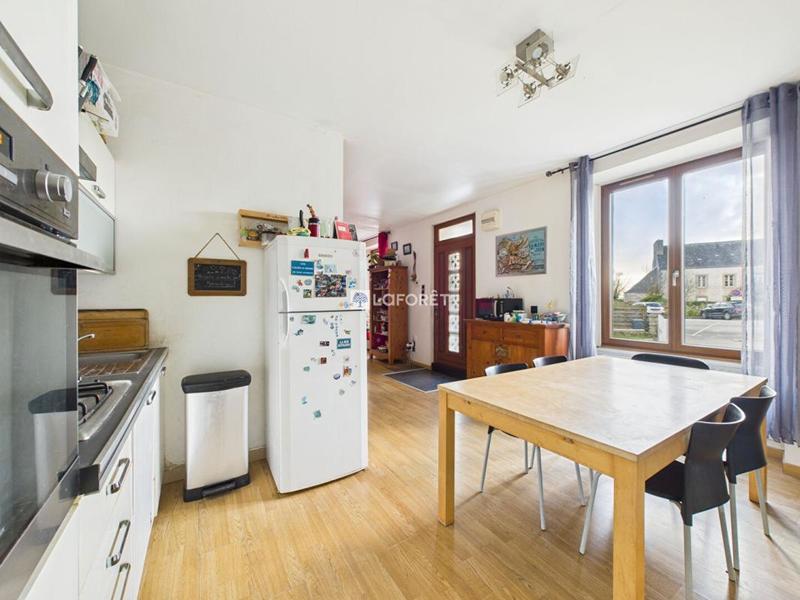 Maison - 85 m² - 5 pièces