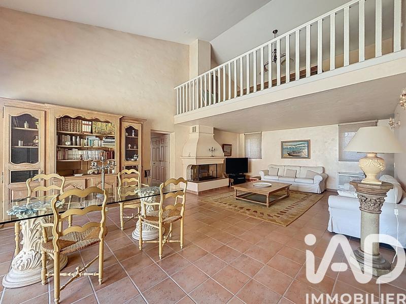 Maison - 195 m² - 5 pièces