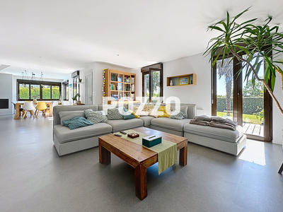 Maison - 135 m² - 6 pièces