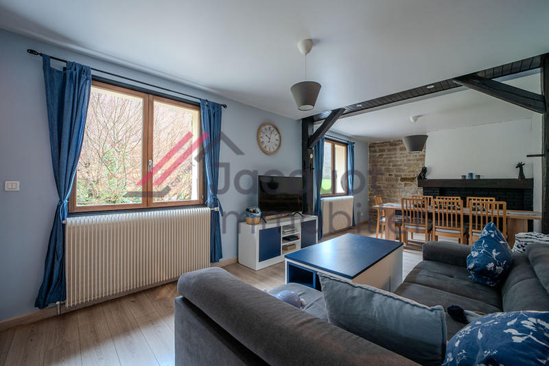 Maison - 143 m² - 6 pièces