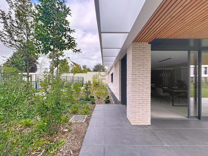 Appartement - 153 m² - 4 pièces