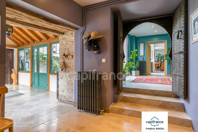 Maison - 424 m² - 10 pièces