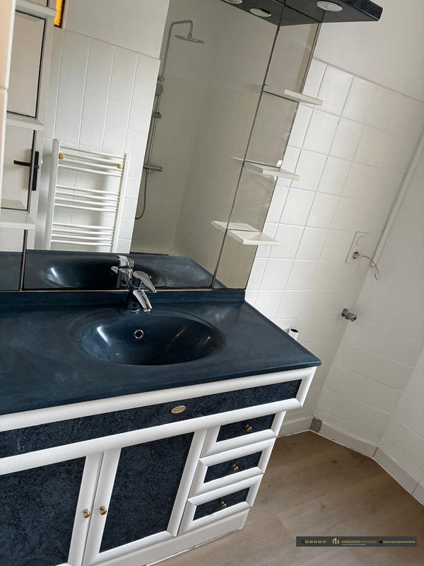 Appartement - 70 m² - 3 pièces