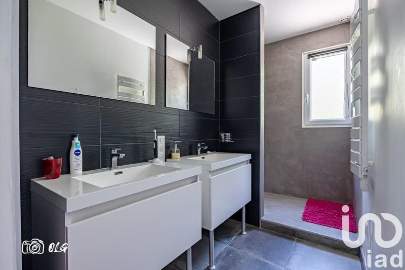 Maison - 170 m² - 7 pièces