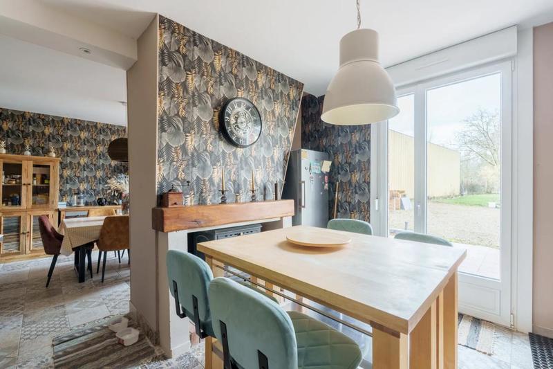 Maison - 274 m² - 7 pièces