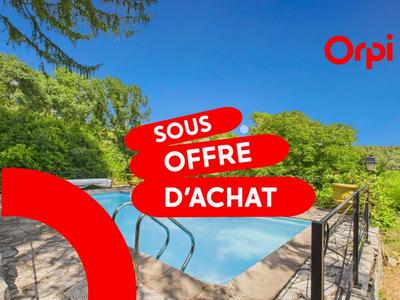 Maison - 286 m² - 7 pièces