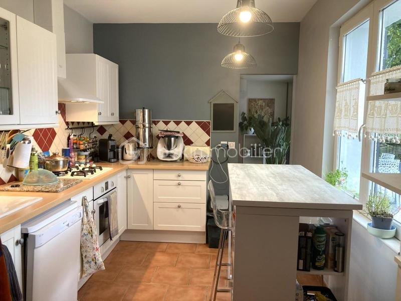 Maison traditionnelle - 104 m² - 5 pièces