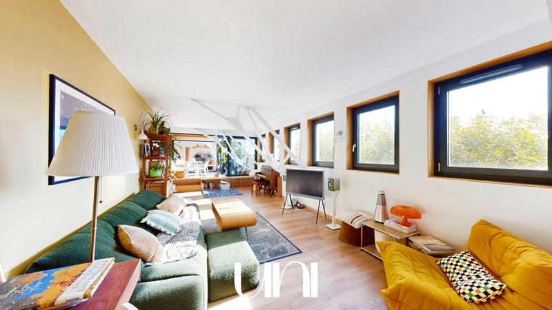 Appartement - 121 m² - 5 pièces