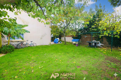 Maison - 138 m² - 5 pièces