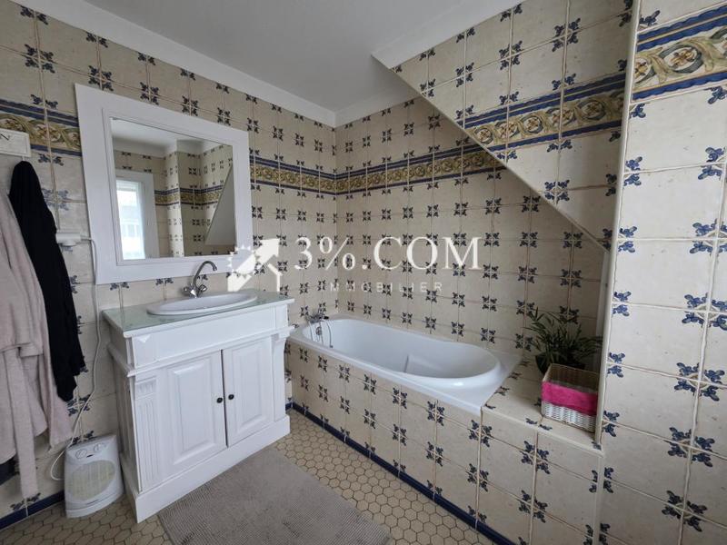 Maison - 90 m² - 6 pièces