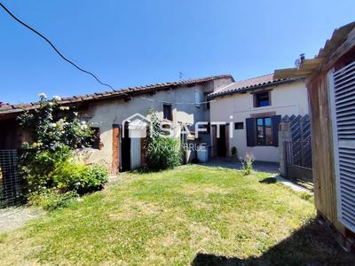 Maison de village - 90 m² - 3 pièces