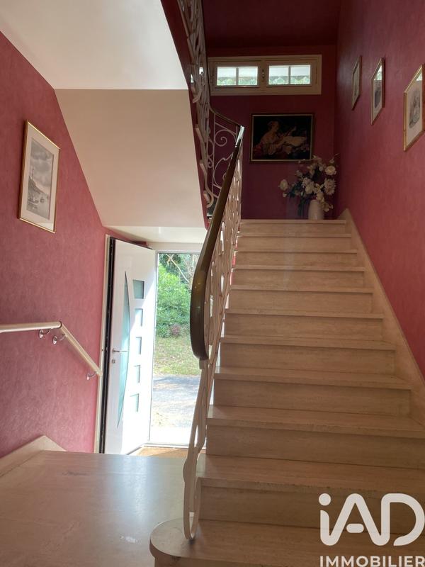 Maison - 152 m² - 8 pièces