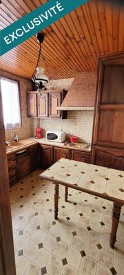 Maison - 90 m² - 5 pièces