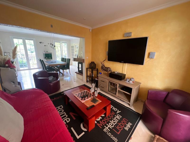 Maison - 145 m² - 7 pièces