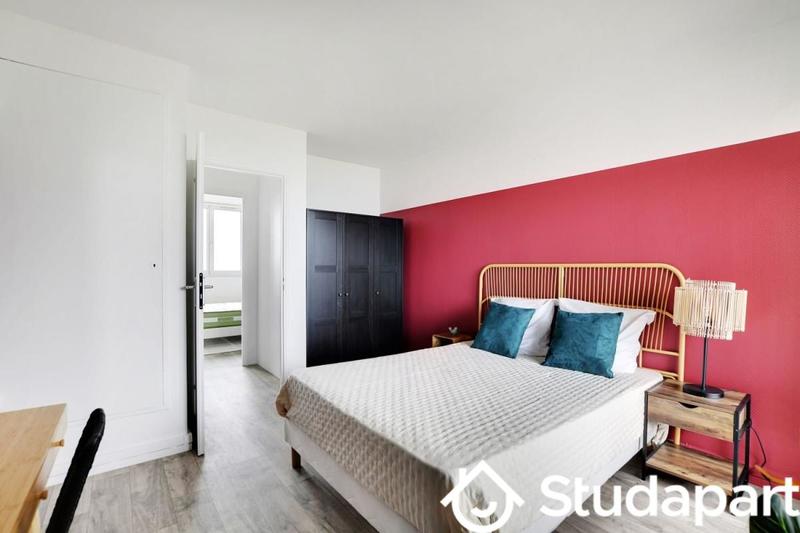 Chambre - 10 m² - 1 pièce