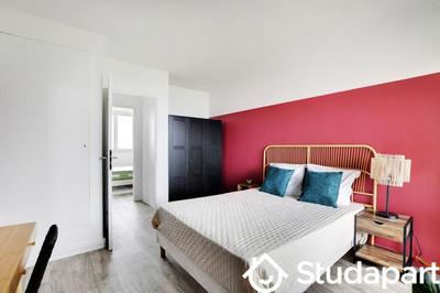 Chambre - 10 m² - 1 pièce