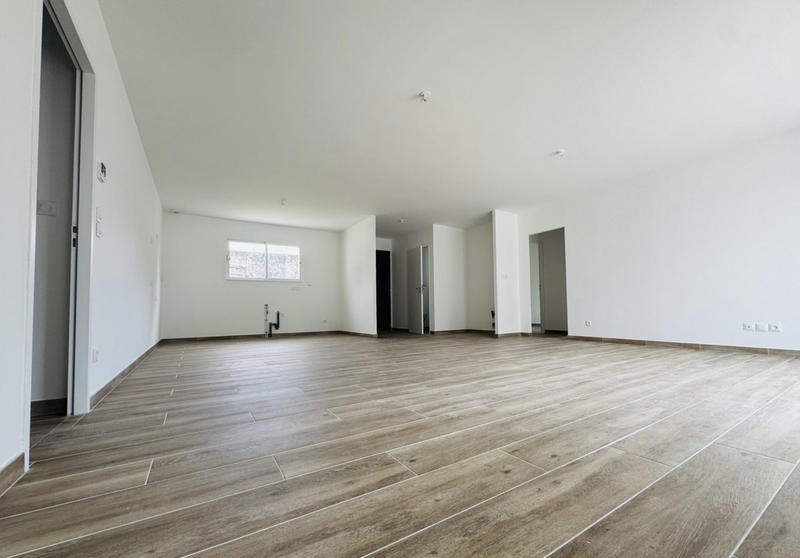 Maison traditionnelle - 106 m² - 4 pièces