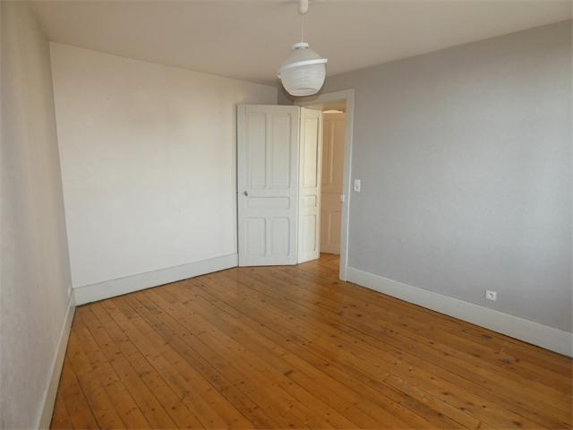 Appartement - 103 m² - 5 pièces