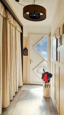 Maison - 200 m² - 10 pièces