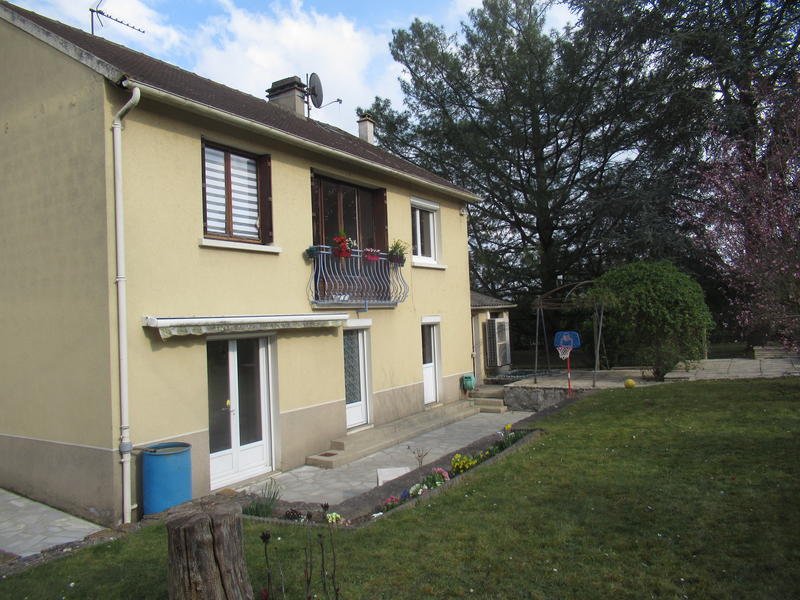 Maison - 140 m² - 7 pièces