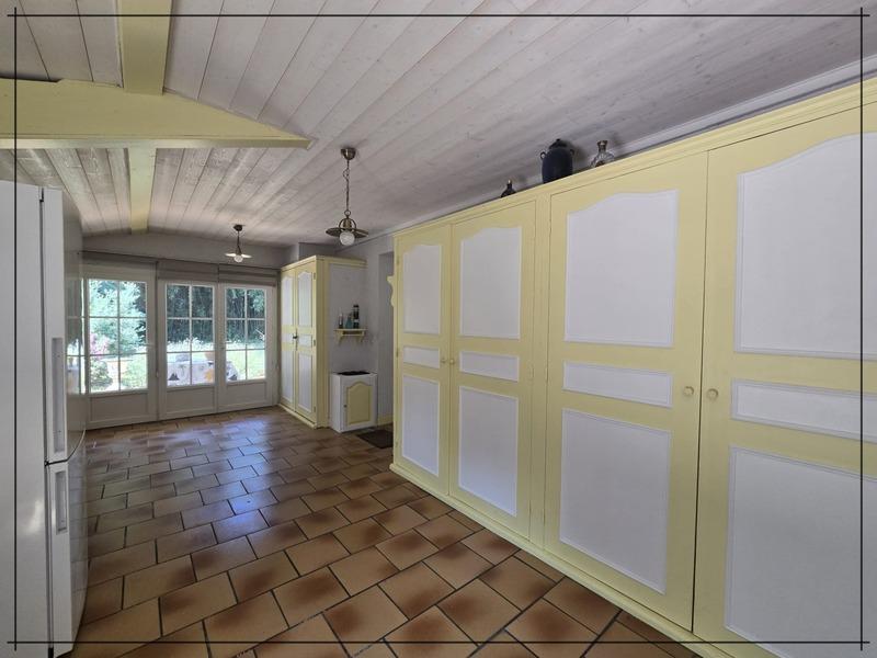 Maison - 180 m² - 6 pièces