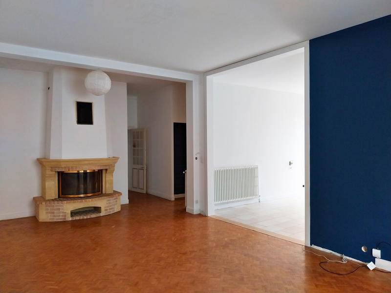 Maison - 264 m² - 9 pièces