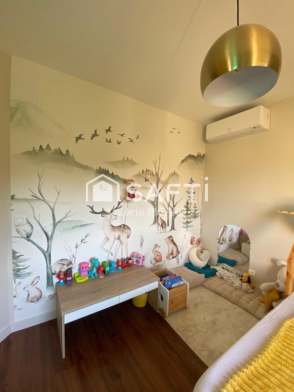 Maison - 194 m² - 5 pièces