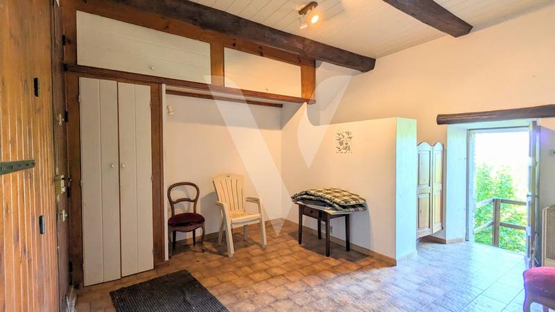 Maison - 140 m² - 7 pièces