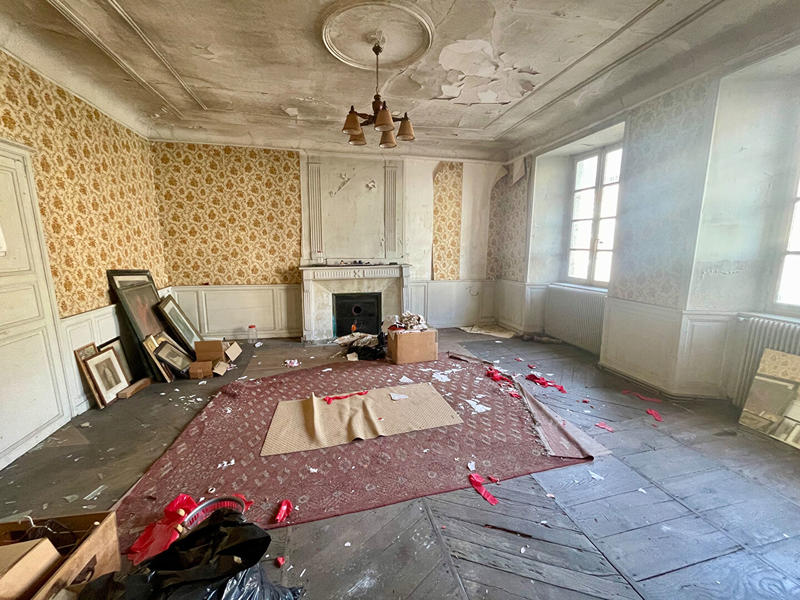 Maison - 307 m² - 7 pièces