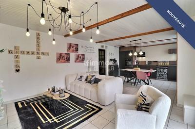 Maison - 101 m² - 5 pièces