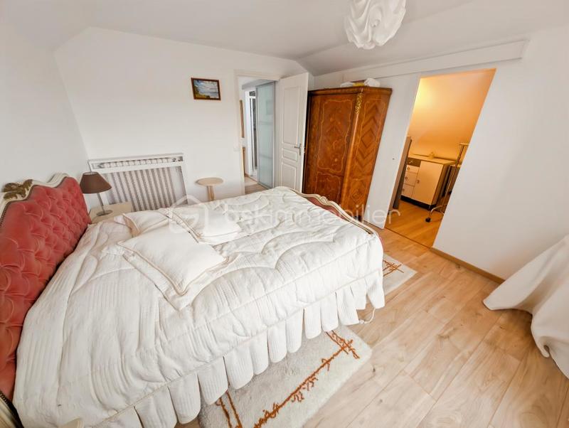 Maison - 135 m² - 6 pièces