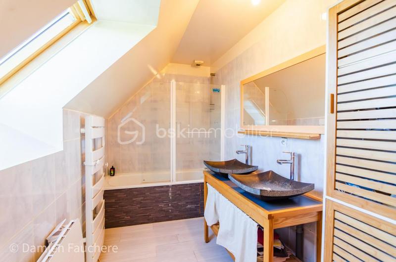 Maison - 100 m² - 6 pièces