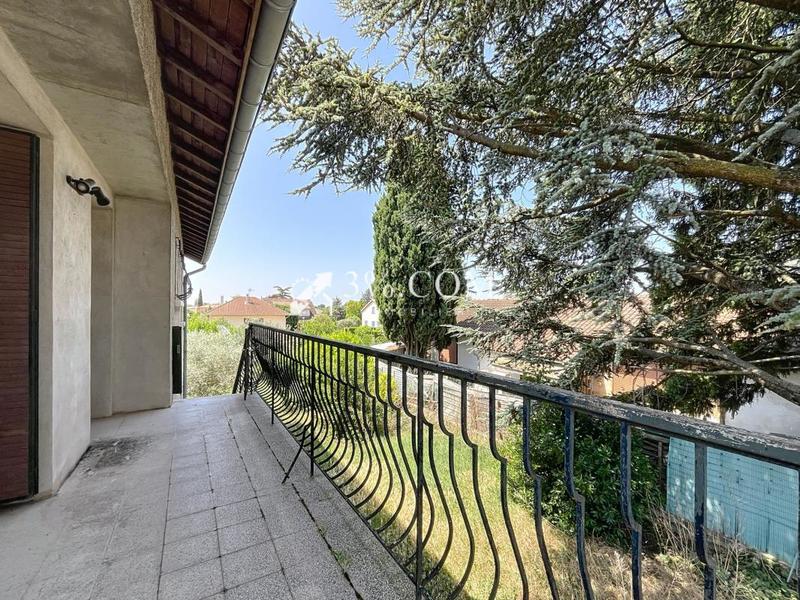 Maison - 104 m² - 5 pièces