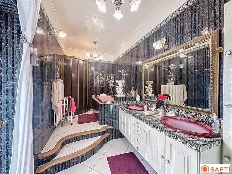 Maison - 172 m² - 6 pièces