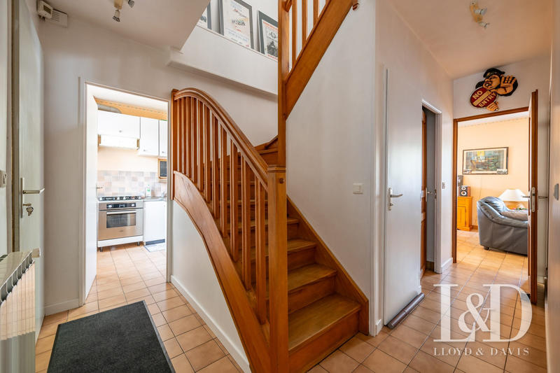 Maison - 105 m² - 5 pièces