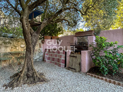 Mas - 240 m² - 5 pièces