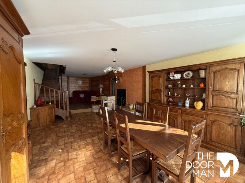 Maison - 164 m² - 6 pièces